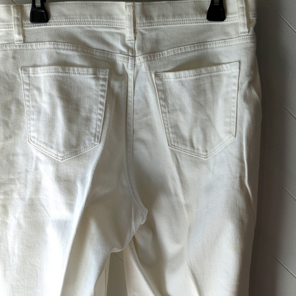 Lee Women's Platinum Classic Straight Leg Jeans Size 12 Short White - Picture 3 of 10